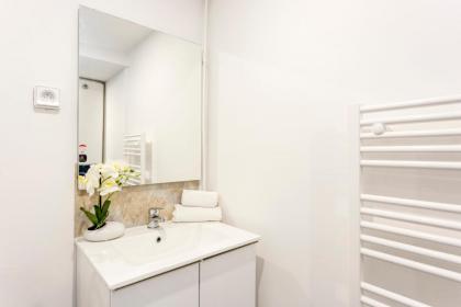 Cosy 2 bedrooms with 1 bathroom - Opera - image 26