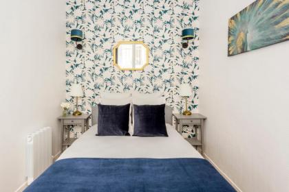 Cosy 3 bedroom and 2 Bathroom - Opera - image 22