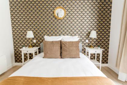 Cosy 5 Bedrooms and 2 Bathrooms - Le Marais - image 25