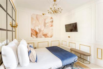 Luxury 2 Bedroom - Eiffel-Tower & Orsay Museum - image 25
