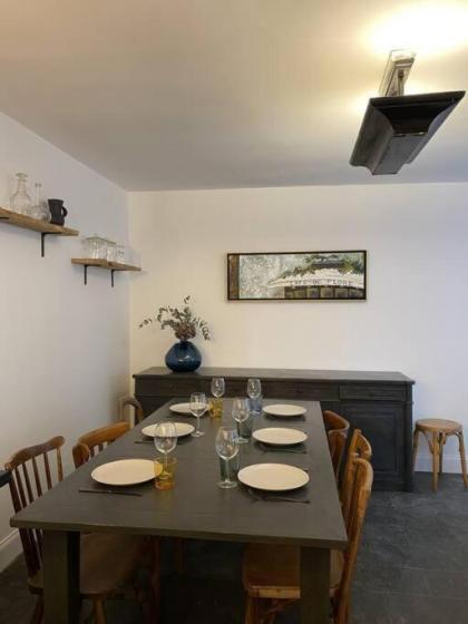 Artist's house - image 23