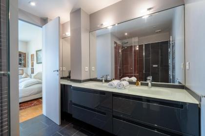 Veeve - Quintessentially Quinzième - image 26