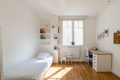 Veeve - Ethereal Light - image 21