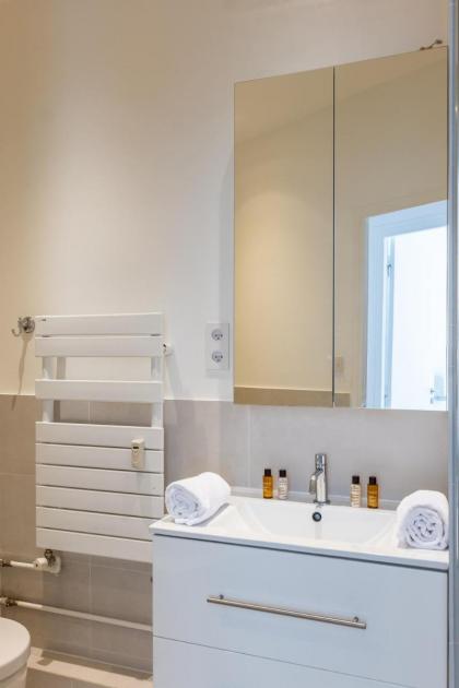 Veeve - Ethereal Light - image 26