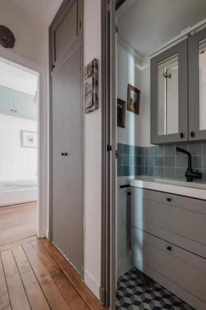 Veeve - La Vie Est Belle - image 29