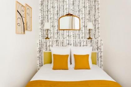 Cosy 3 bedroom & 2 bathroom Apartment - Opera - image 24