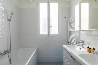 Veeve - Pérignon's Palazzo - image 25