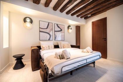 Luxury home marais - image 27