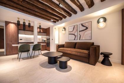 Luxury home marais - image 30