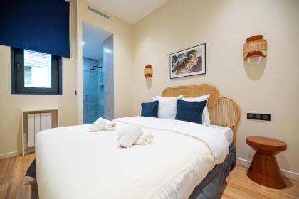 Loft in canal saint martin - image 22