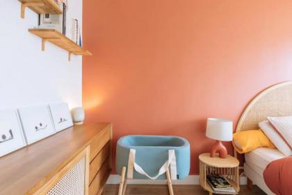 Beautiful Apart for 2 in Les Buttes Chaumont - image 23