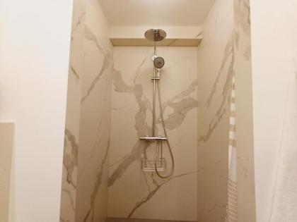 Happy Stay Paris - Marais Deluxe Suite - image 29