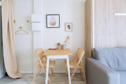 Central & Beautiful Studio for 2 - image 28