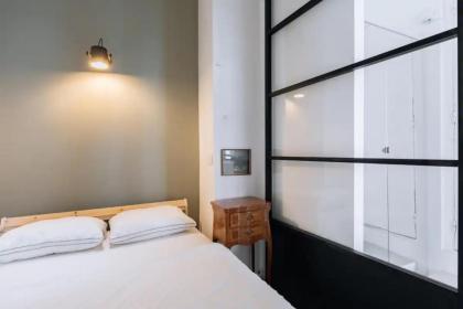 Charming Loft near Montmartre - image 24