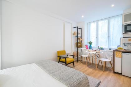 Happy Stay Paris - Cosy Studios - 5 min to Eiffel Tower - image 25