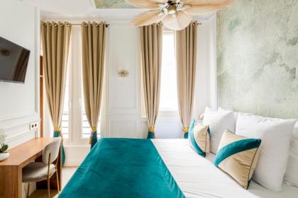 Luxury 6 Bedroom 3 Bathroom Louvre Champs Elysees - image 23