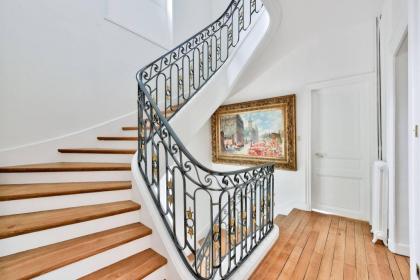 Luxury House In The Heart Of Paris - By feel luxury holidays - image 26