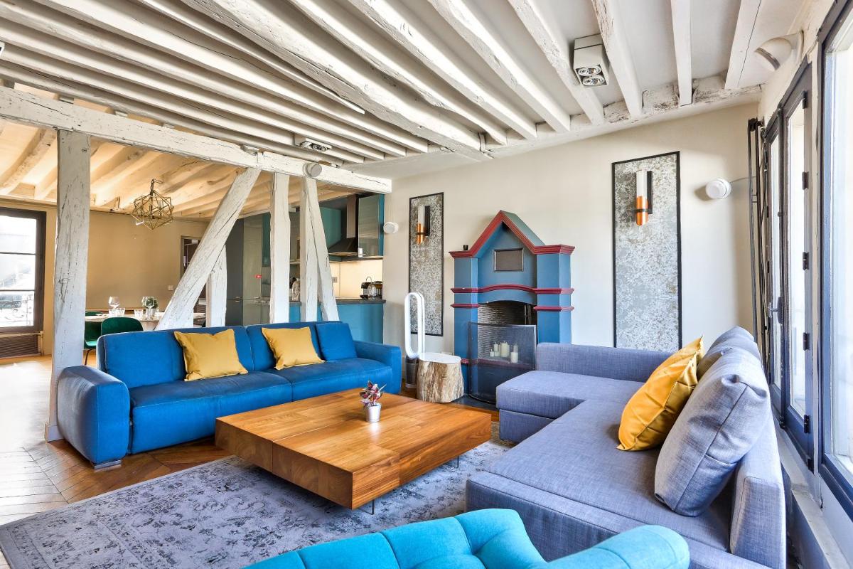 Le Marais Superb Apartment Terrace Paris - image 5