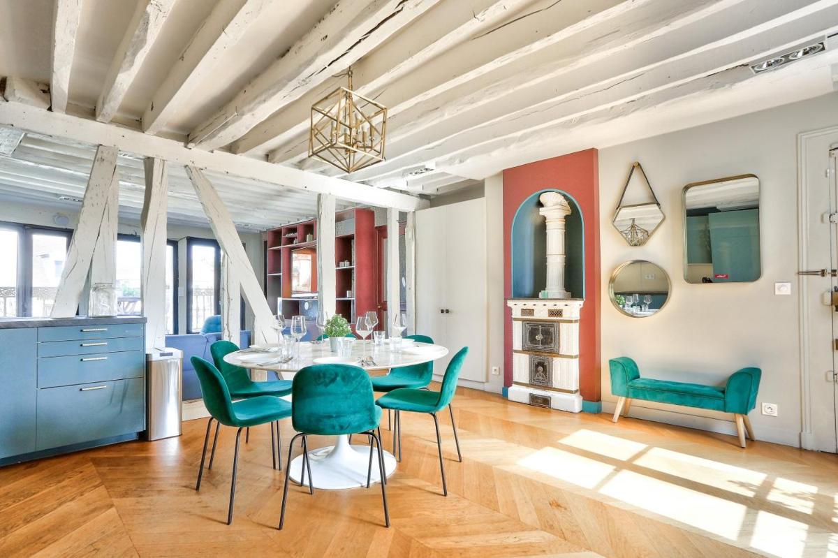Le Marais Superb Apartment Terrace Paris - image 7