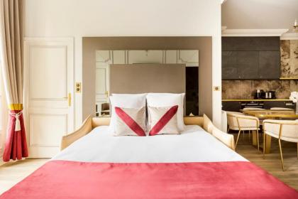 Luxury 3 Bedroom 3 Bathroom MONUMENT VIEW TERRACE - image 27