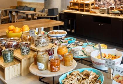 B&B HOTEL Paris Nord 18eme - image 21