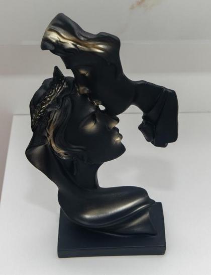 Paris' Premium Romantic Studio - image 29
