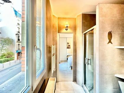 Invalides Eiffel Towel Beaugrenelle - image 29