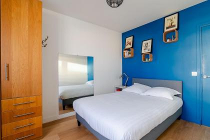 Veeve - Postcard from Paris - image 21