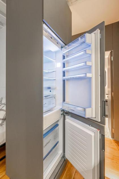 La Suite Parisienne - image 22