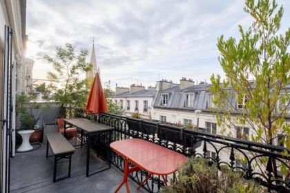 Veeve - Spire View - image 21