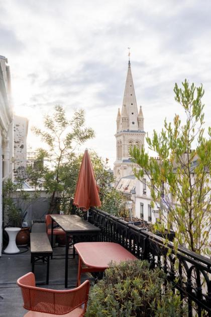 Veeve - Spire View - image 22