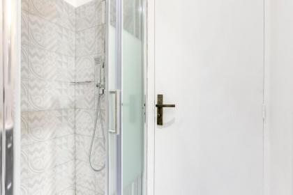 Sweet Inn - Place de l'Étoile - image 24