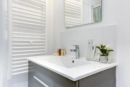 Sweet Inn - Place de l'Étoile - image 25