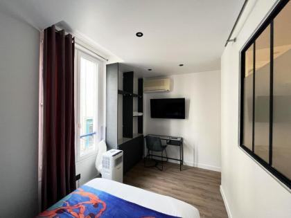 Urban Flat 172 - Pretty Flat Gaite Montparnasse Cinema - image 24