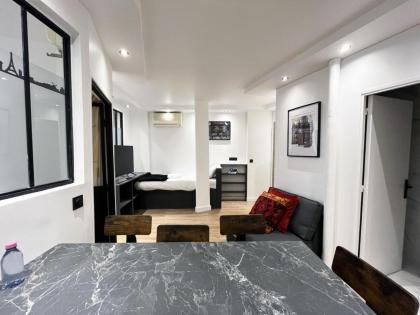 Urban Flat 173 - Charming Flat Atelier Gaite Montparnasse - image 21